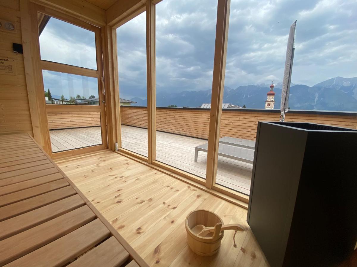 Black Forest Lodges - Gehobene Ferienwohnungen Mit Privatsaunas Tulfes Exteriör bild