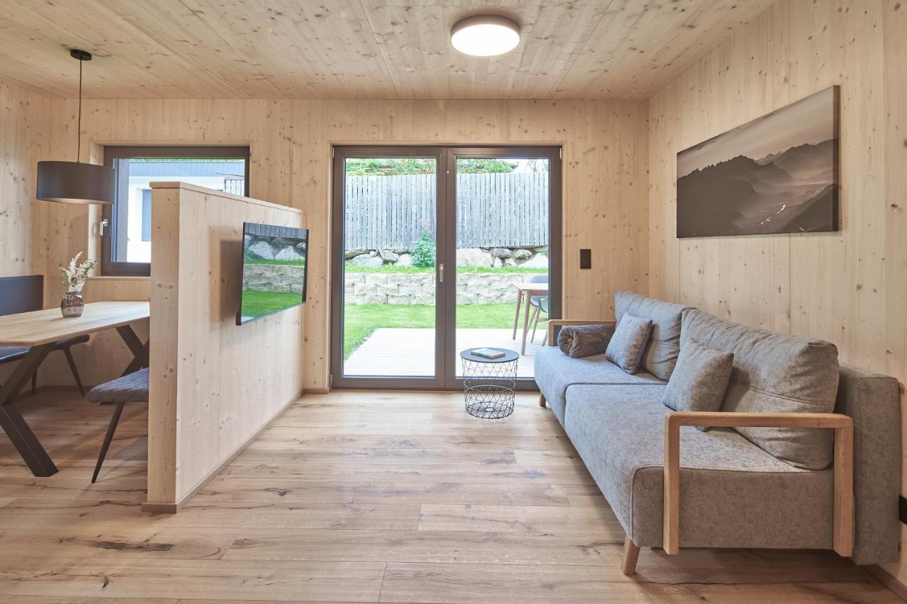 Black Forest Lodges - Gehobene Ferienwohnungen Mit Privatsaunas Tulfes Exteriör bild