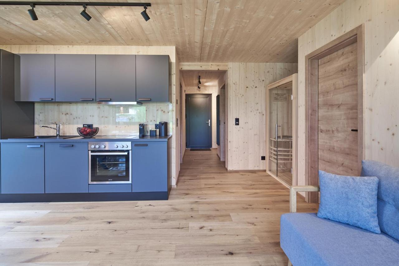 Black Forest Lodges - Gehobene Ferienwohnungen Mit Privatsaunas Tulfes Exteriör bild